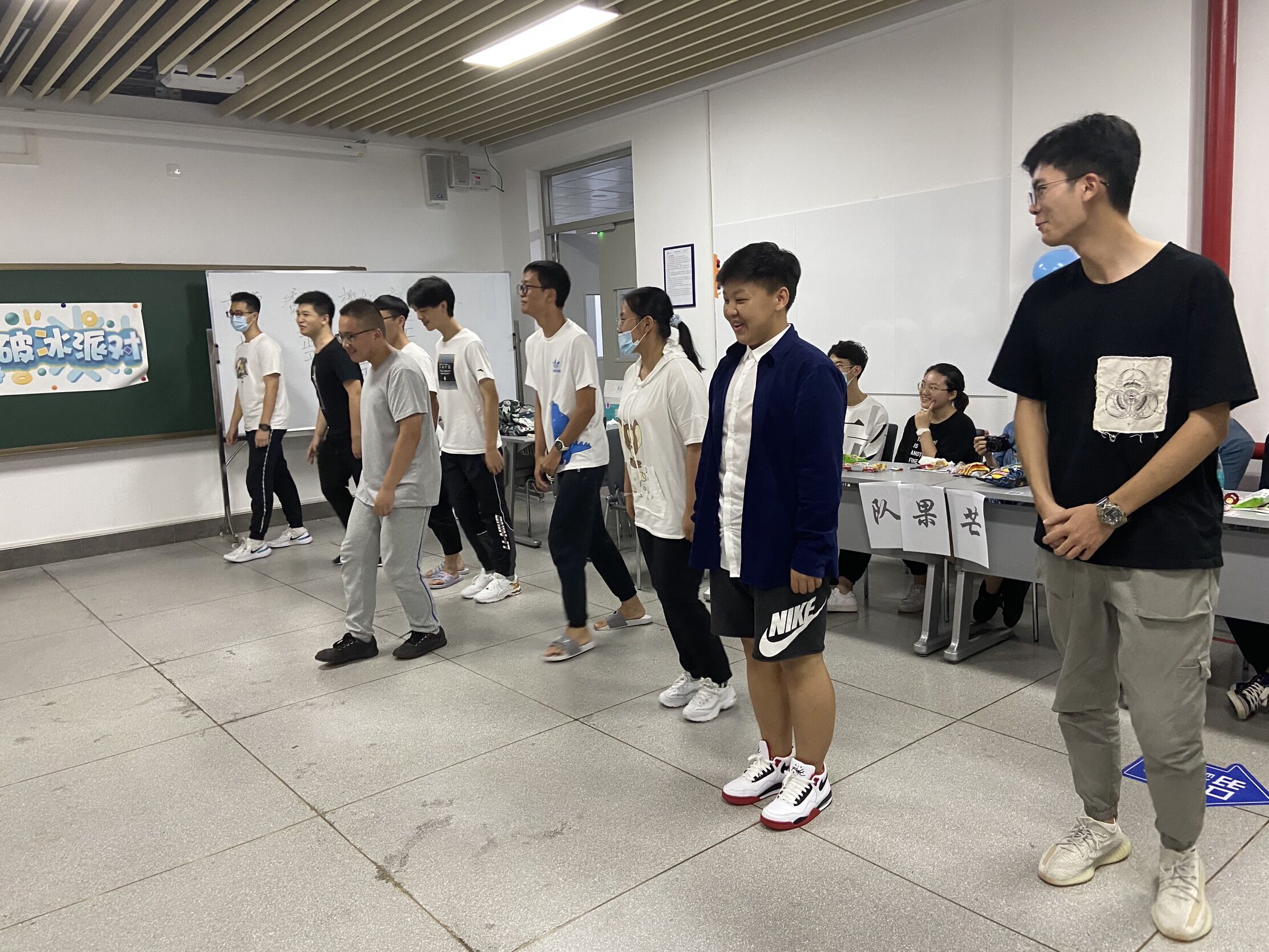 冰什么融什么的成语_成语故事图片(2)