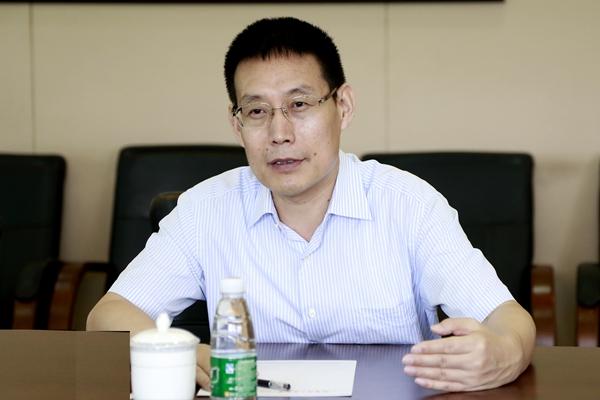 哈工大原校长杨士勤来校区调研