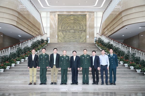 官网1.jpg