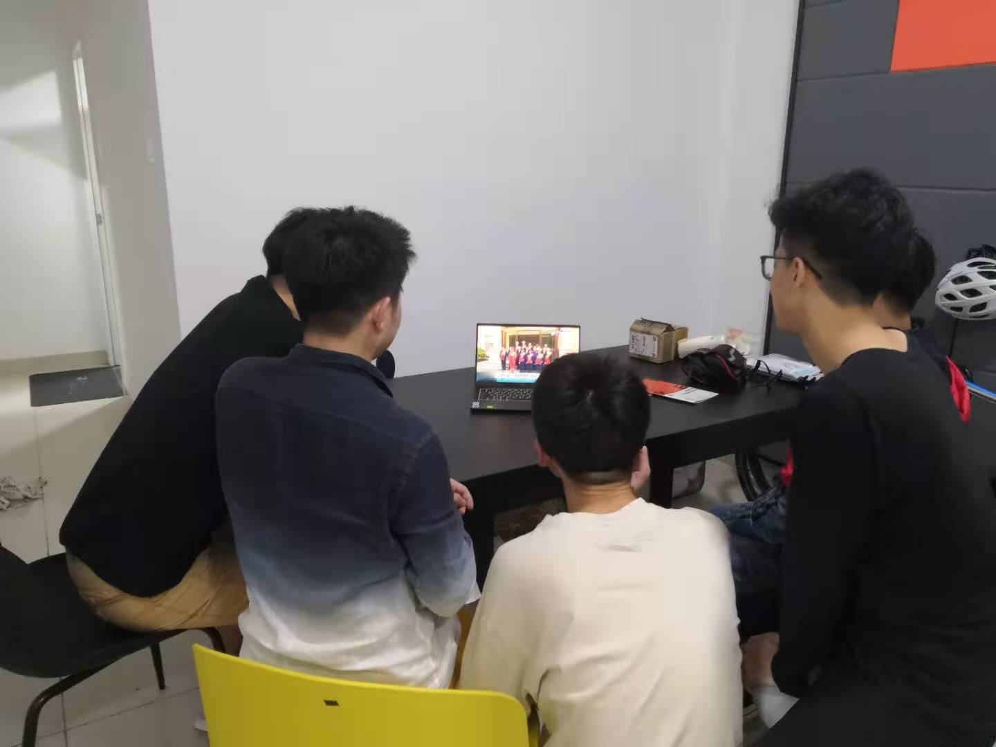 1607337304513037115.jpg