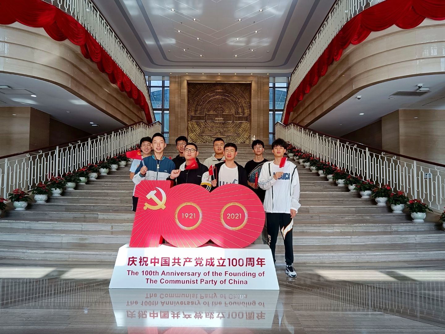 2021级7班团支部团日活动照片-校内参观.jpg