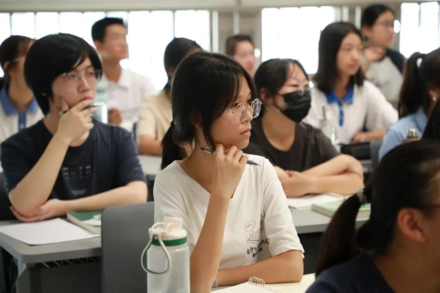 ab6f2579-c69a-48ce-bf7e-0e2ab65d2ab0.png