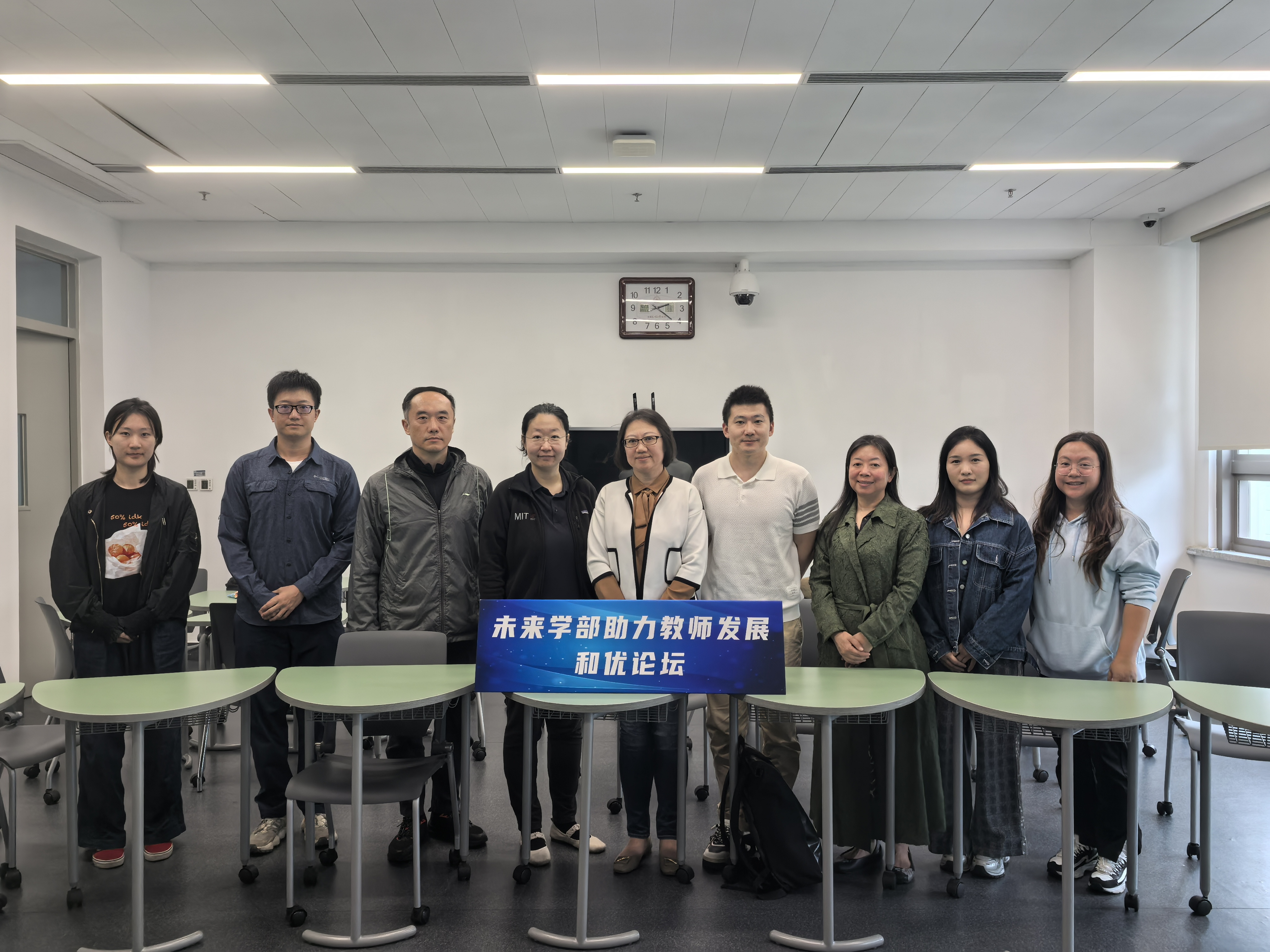 1761733848023087215.jpg 8988722c90255a620694177c35a307eb.jpg