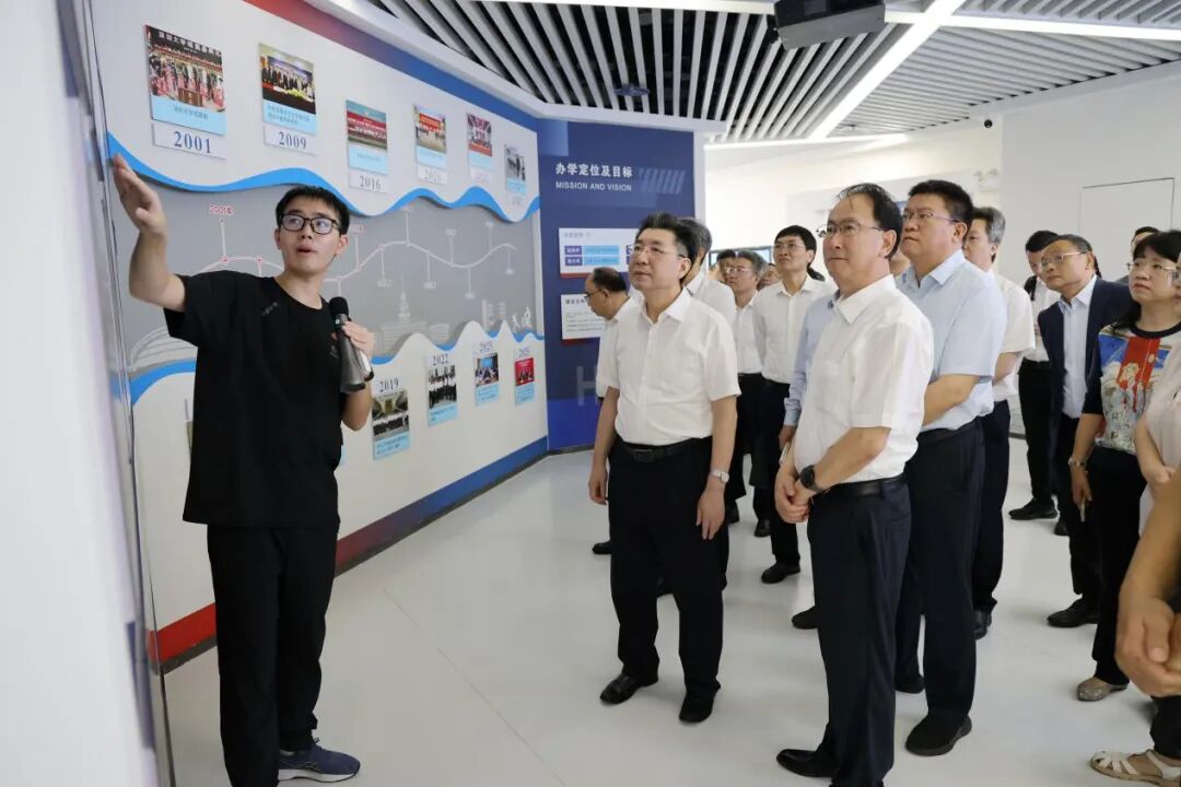 1762218401942040412.jpg 微信图片_2025-11-04_090632_350.jpg