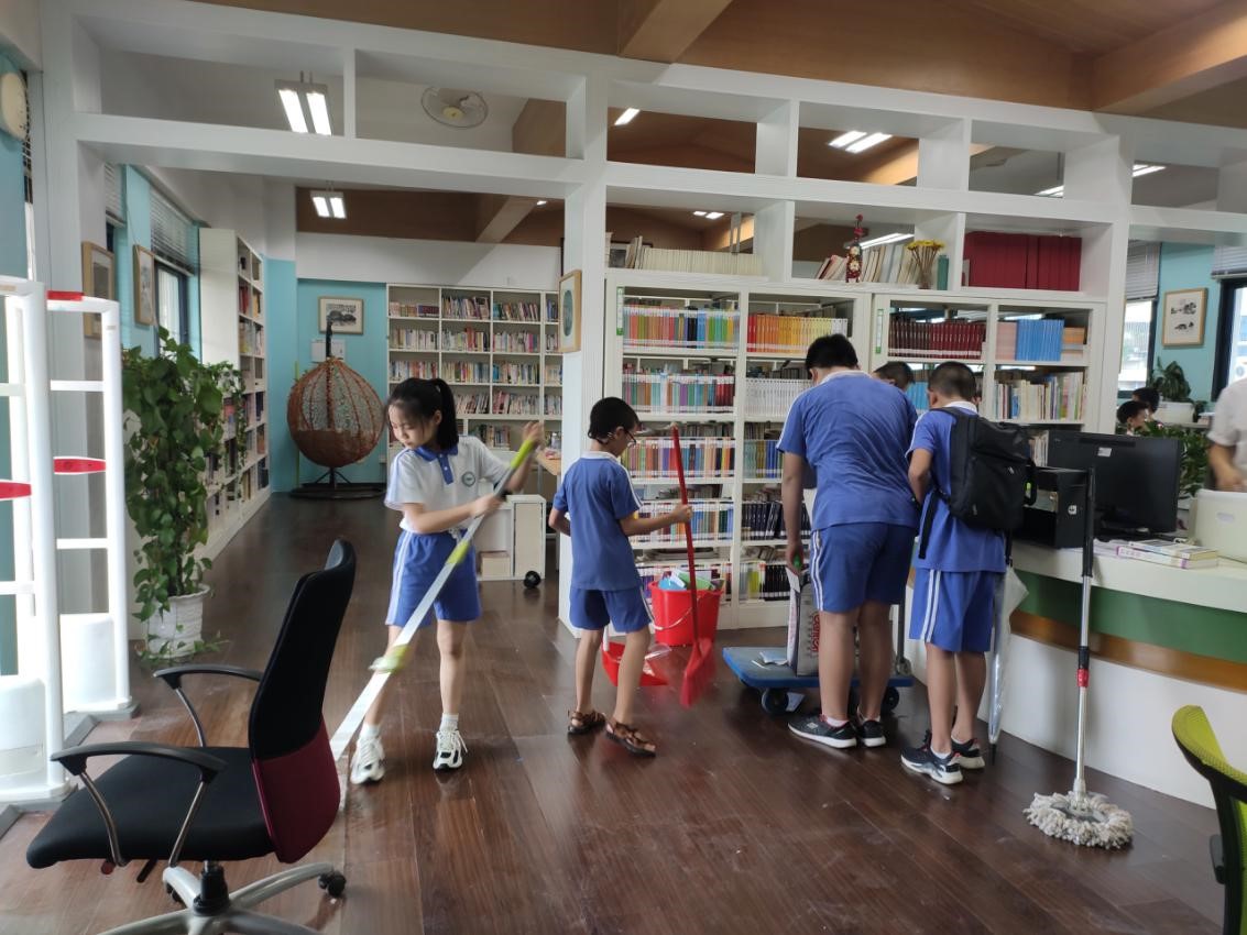 1598864233711038412.jpg 5.jpg