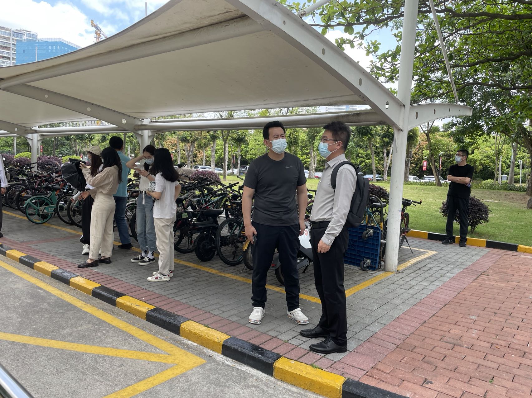 1649675768899079951.jpg 16.jpg