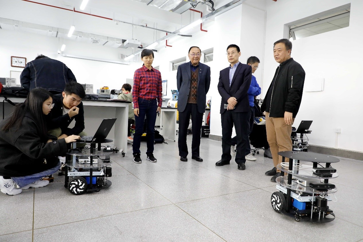 1576199022304052797.jpg 33.jpg