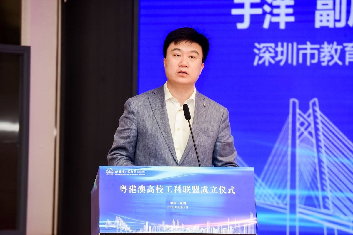 1620721924863040895.jpg 7.jpg