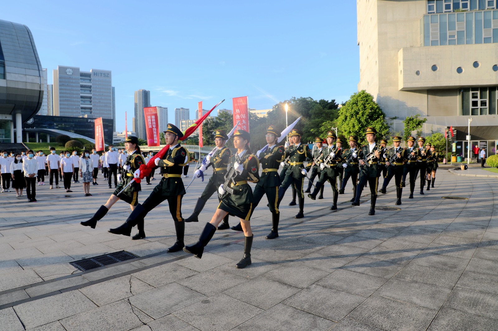 1664592028248012028.jpg 升旗仪式现场1.jpg