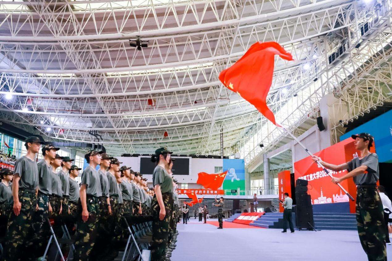 1694399224971041351.jpg 07s738kl000-9dfv.jpg