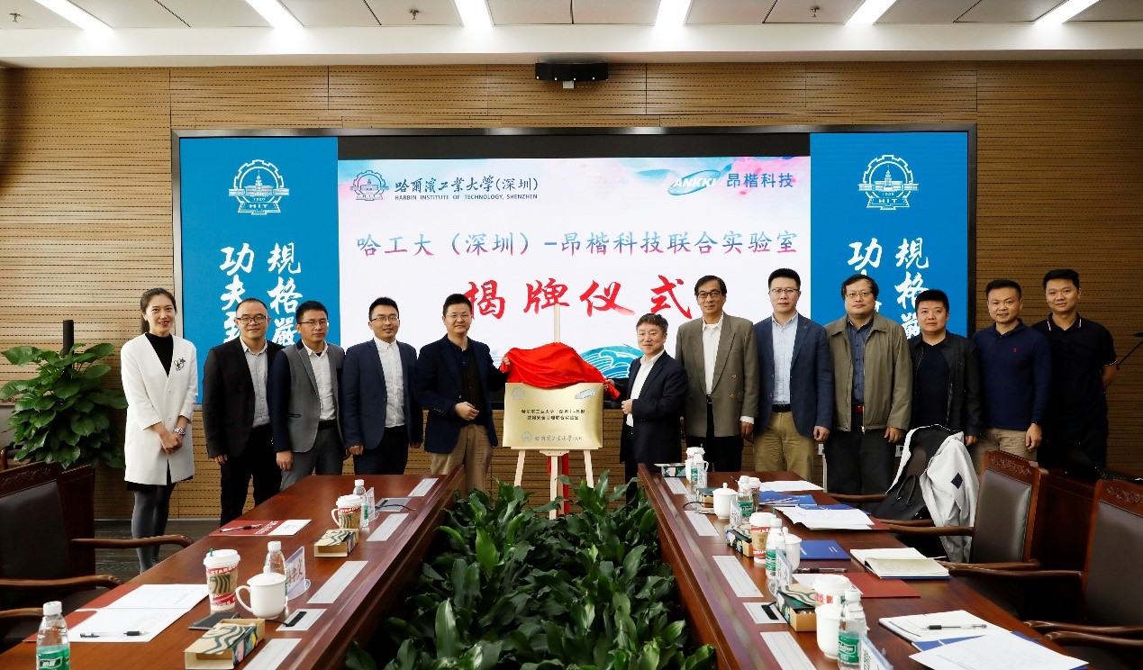 1638246948760033379.jpg 2.jpg