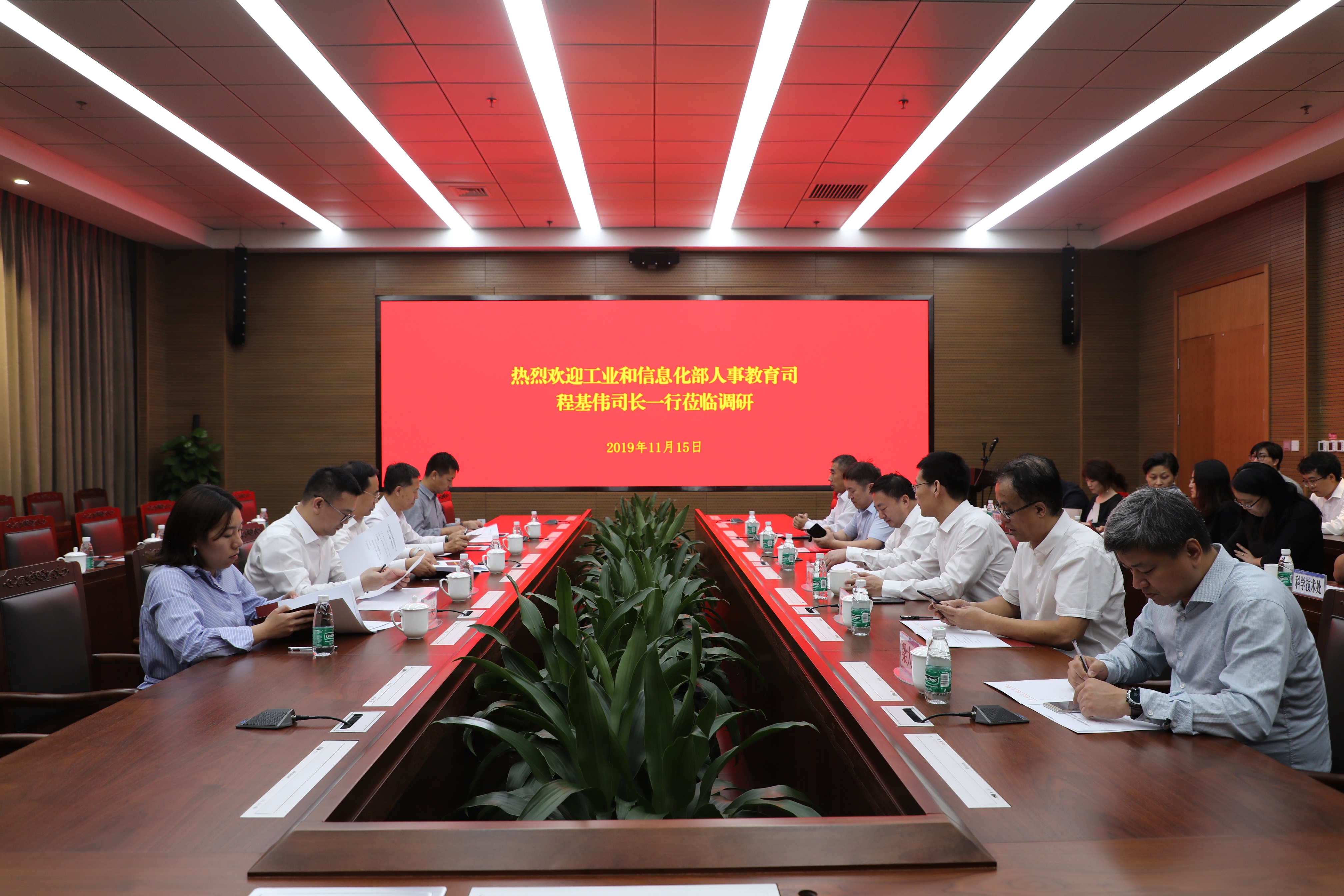 1574061967057007747.jpg 871A1972.jpg