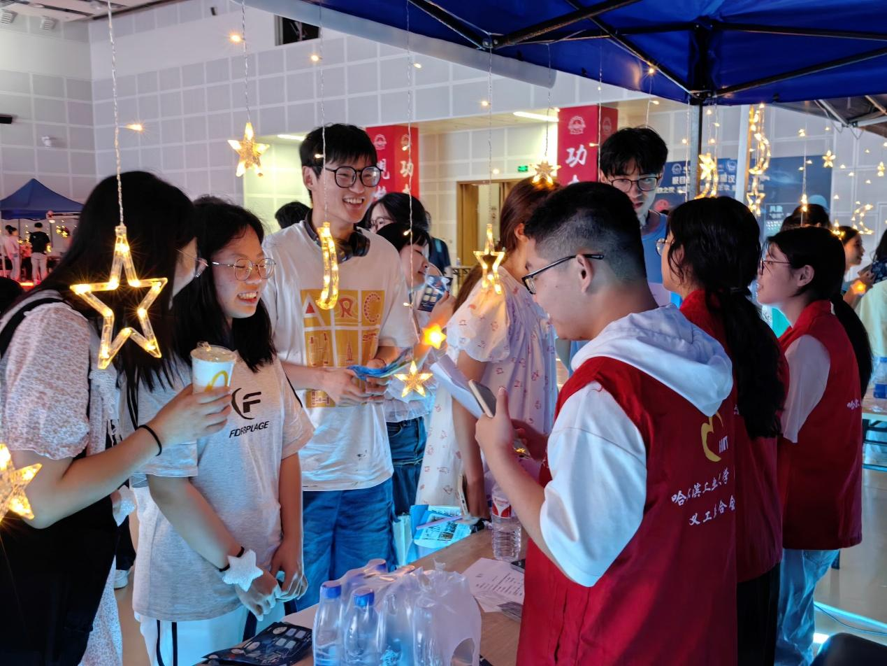 1715044596420045888.png 图片6.png