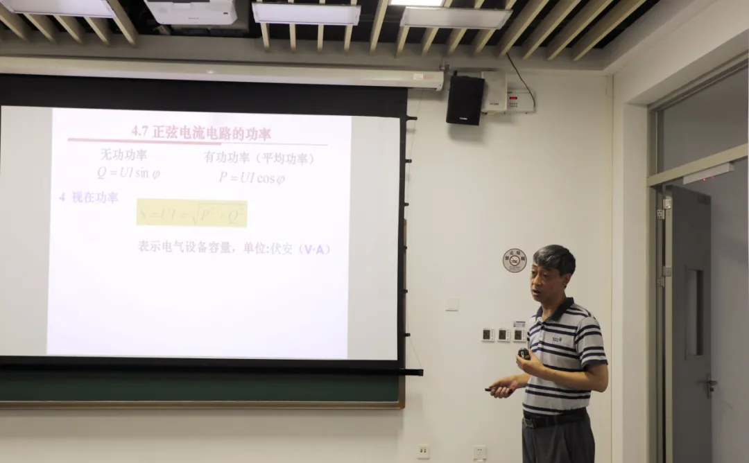 1714443163974088377.jpg 641.jpg