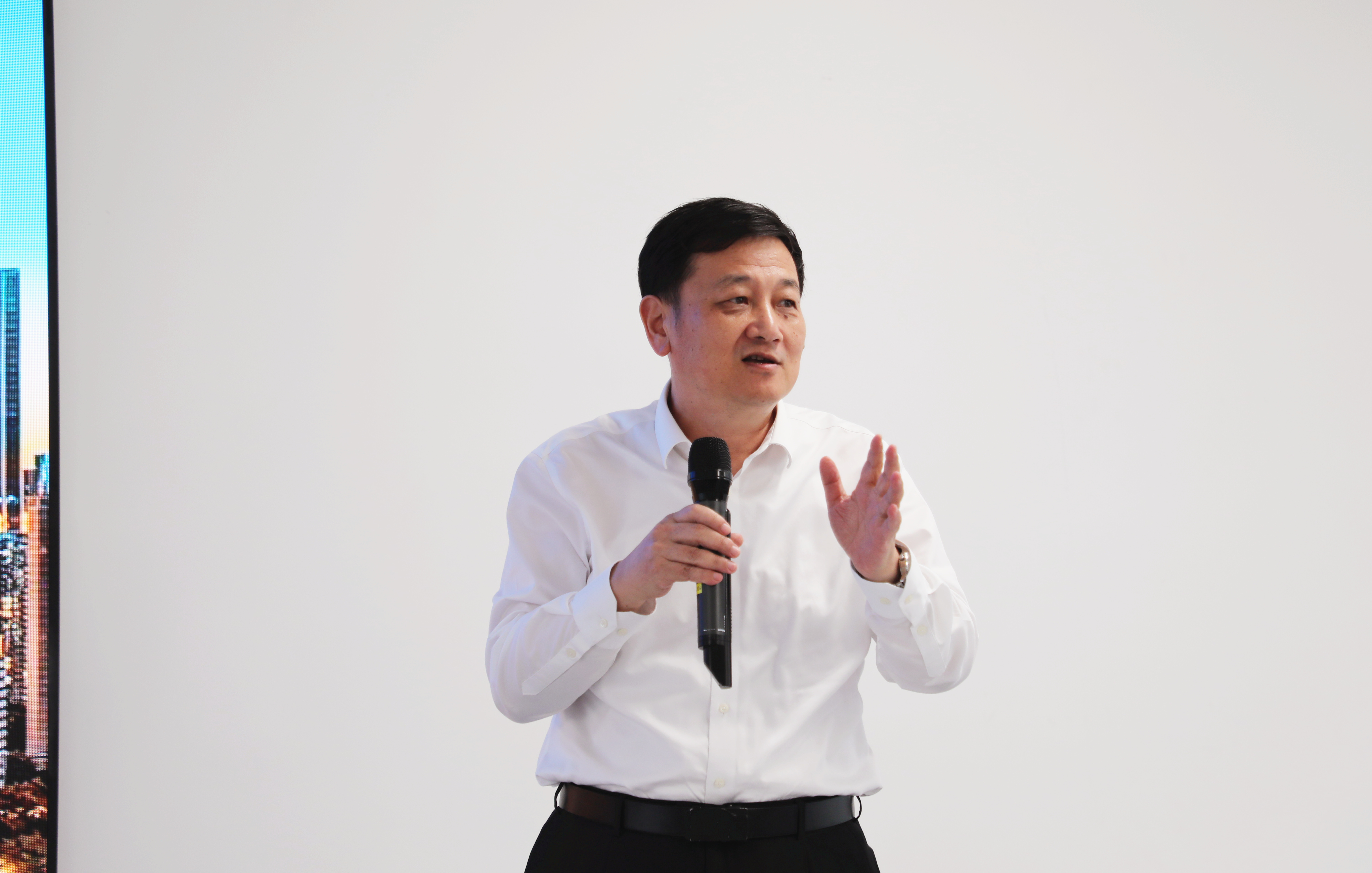 1759201272096098284.jpg 871A0017.jpg