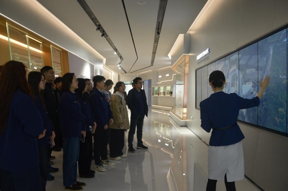 1764551081960002498.jpg 3.jpg