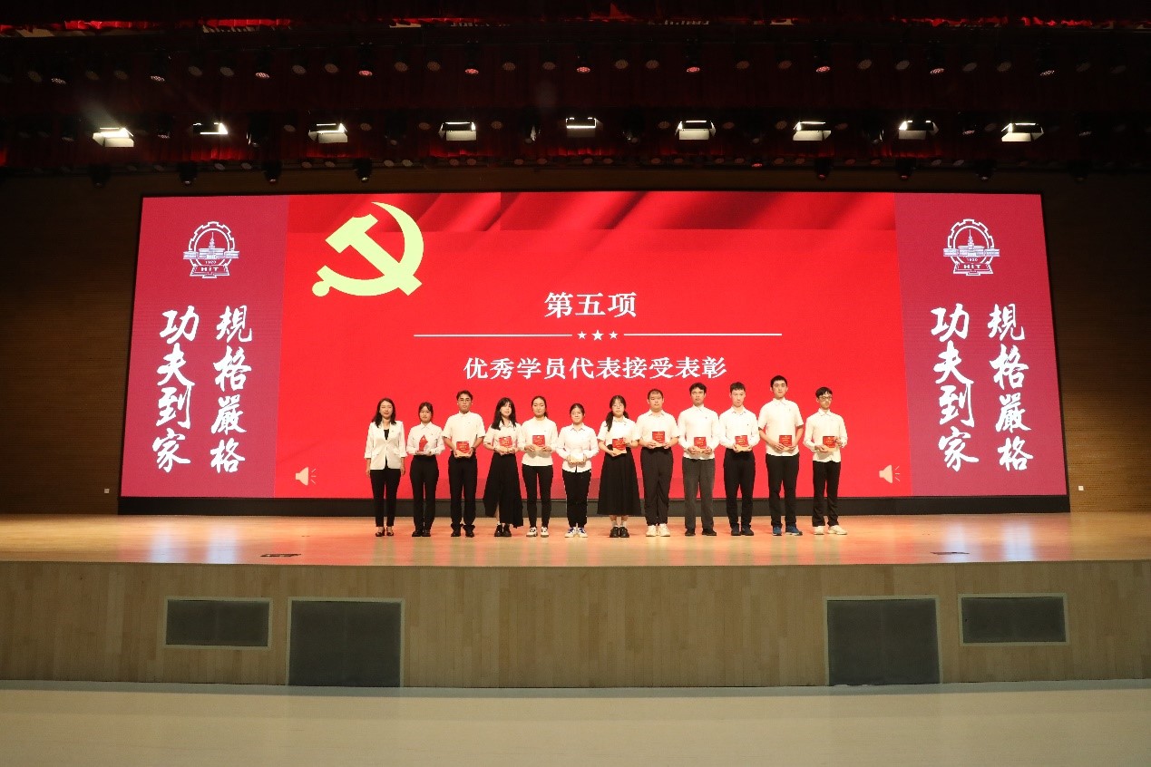 1697860824208091383.jpg 06.jpg