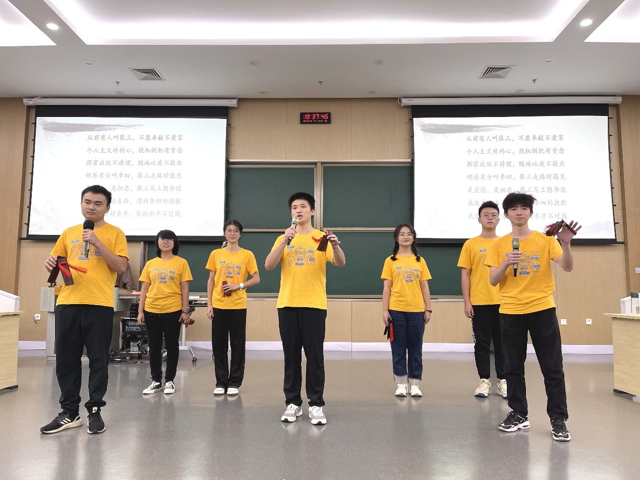 1640911870403030857.jpg 2.jpg