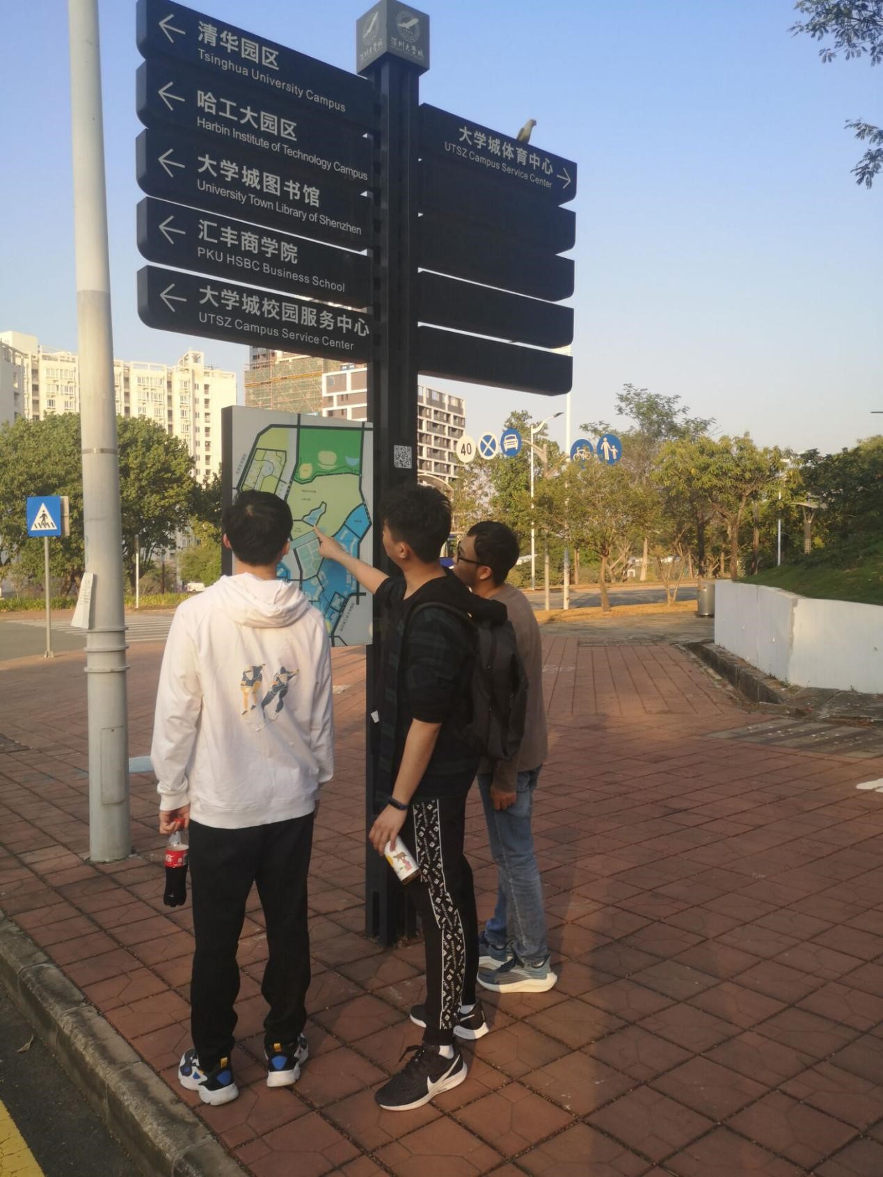 1614300704727039303.jpg 2.jpg