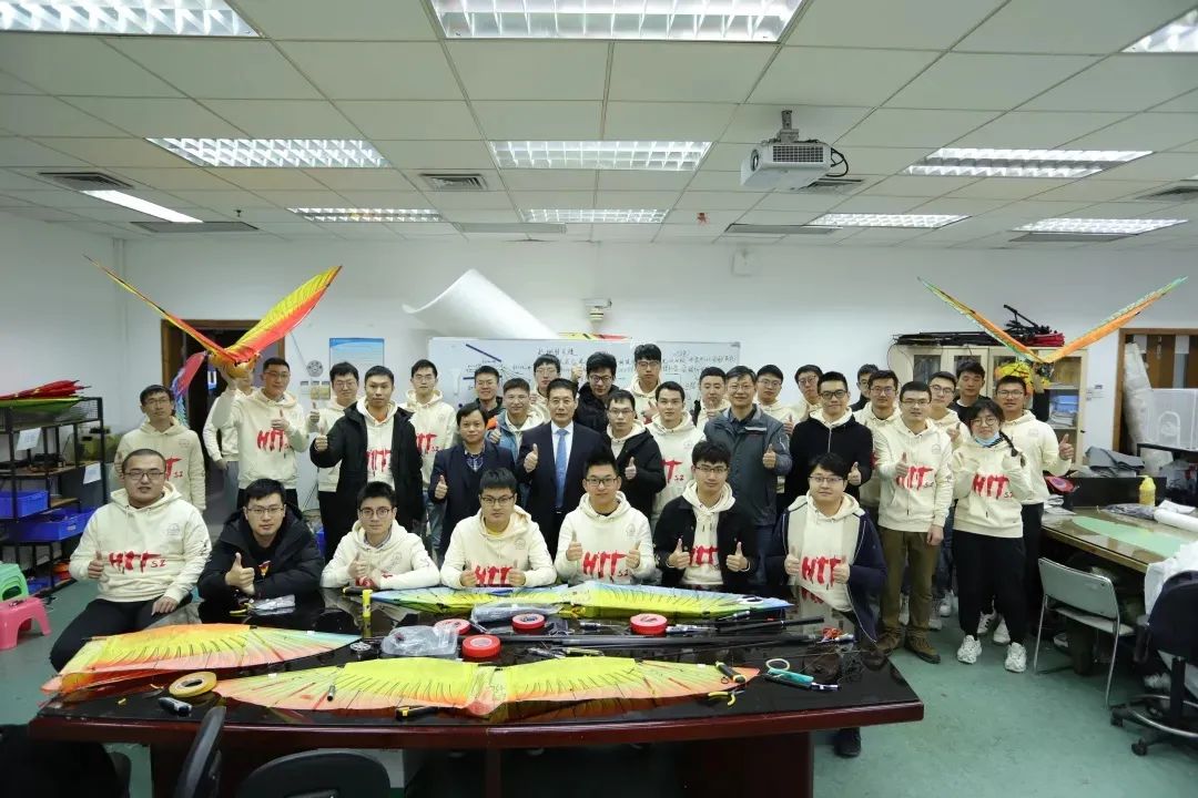 1679975200247051059.jpg 640 (9).jpg