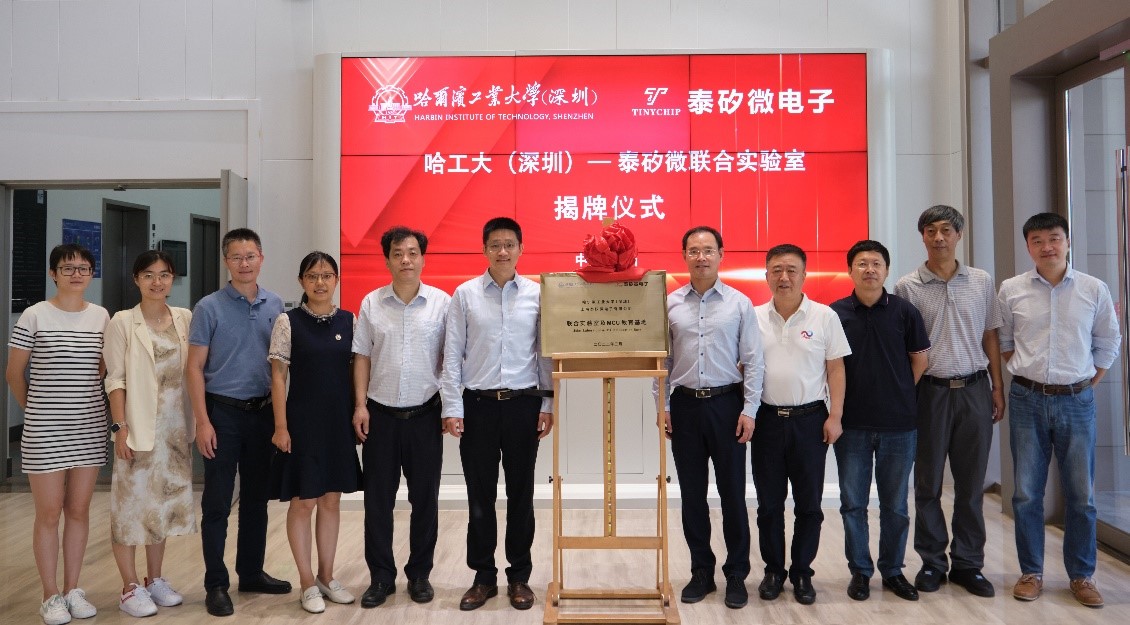 1658481939645044476.jpg 2.jpg