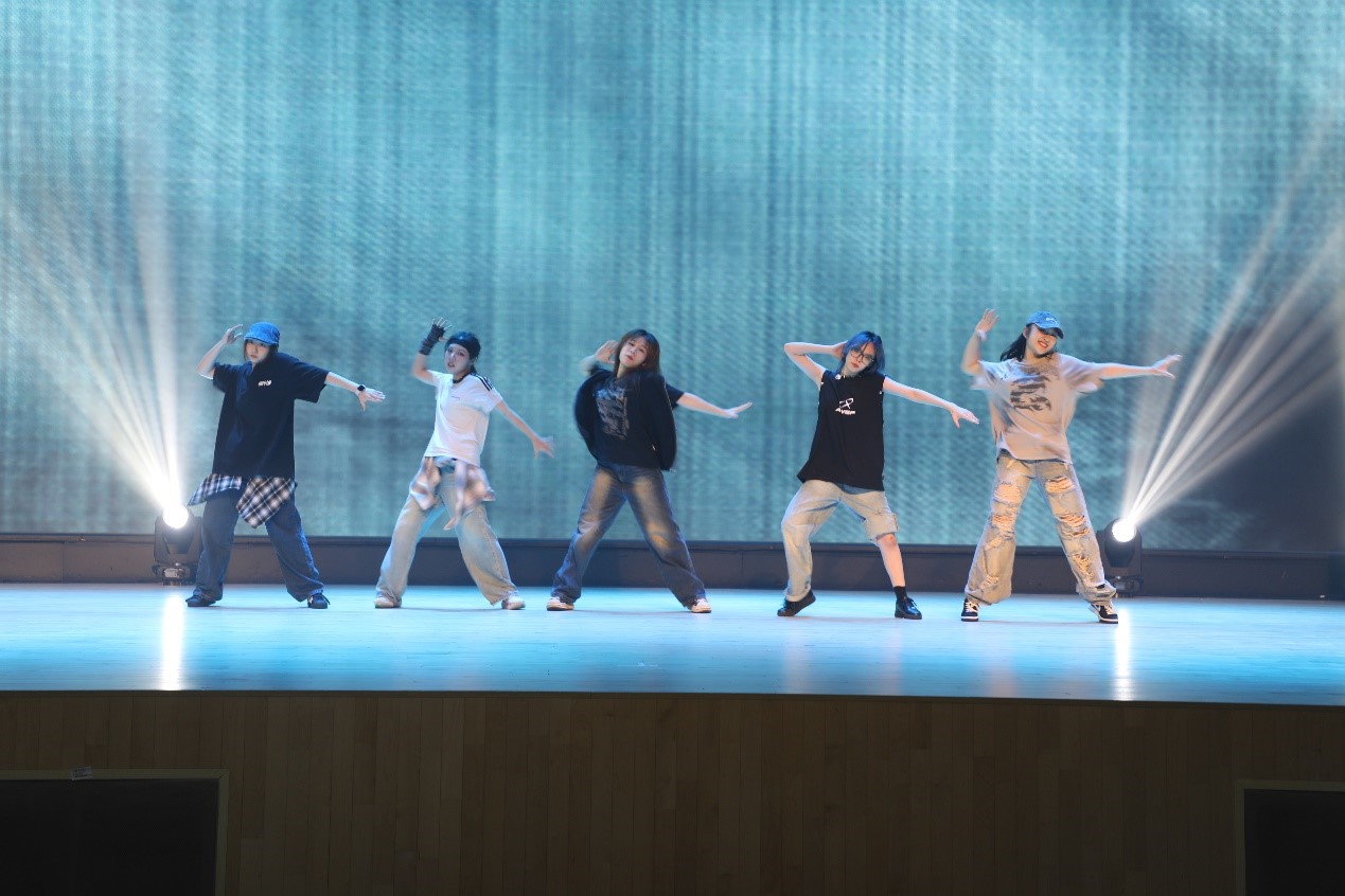 1718154590606029398.jpg 09.jpg