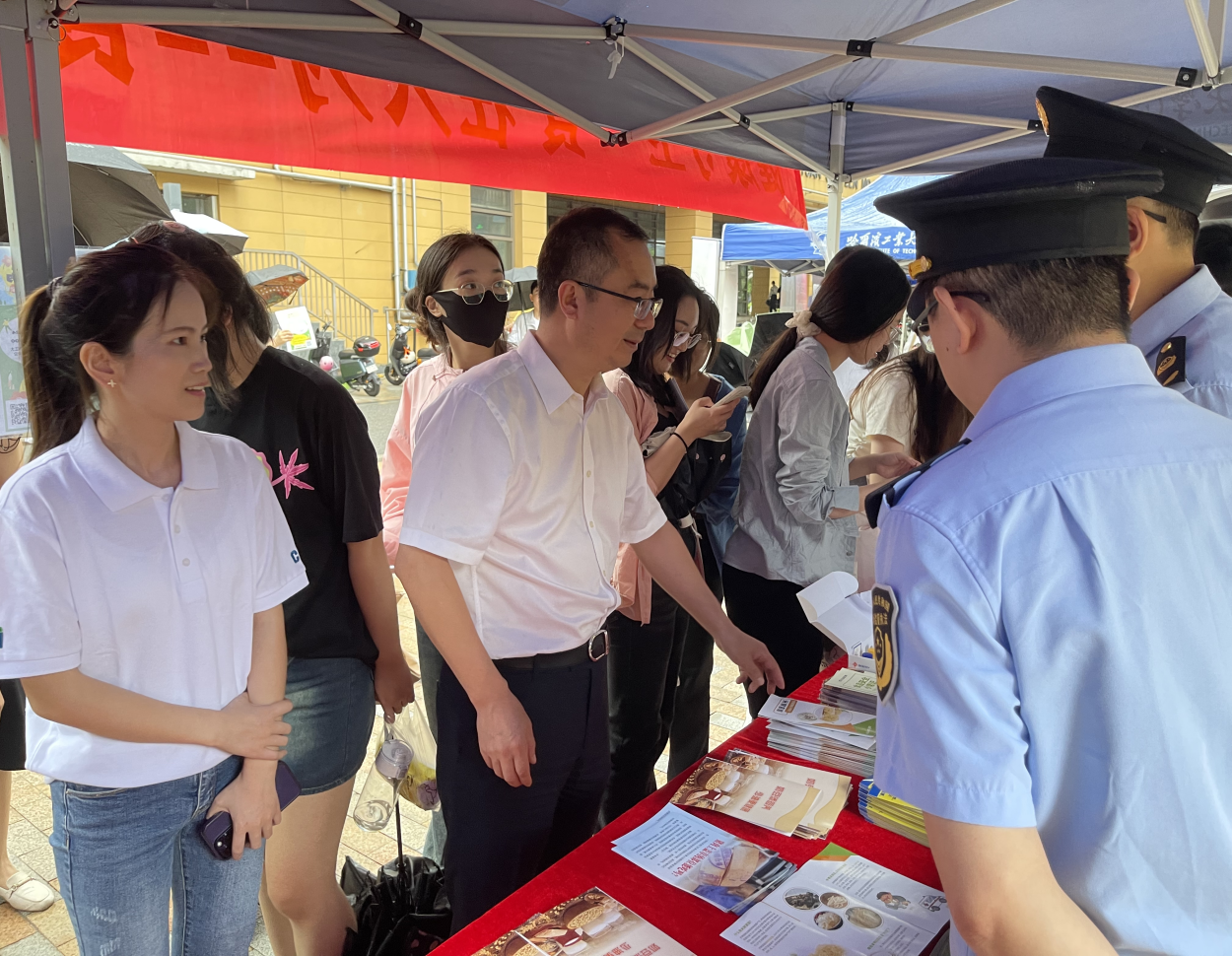 1716803368751084819.png 111.png