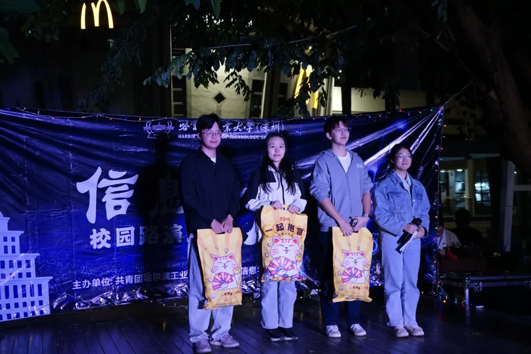 1742886954425077450.png 1742886954425077450.png