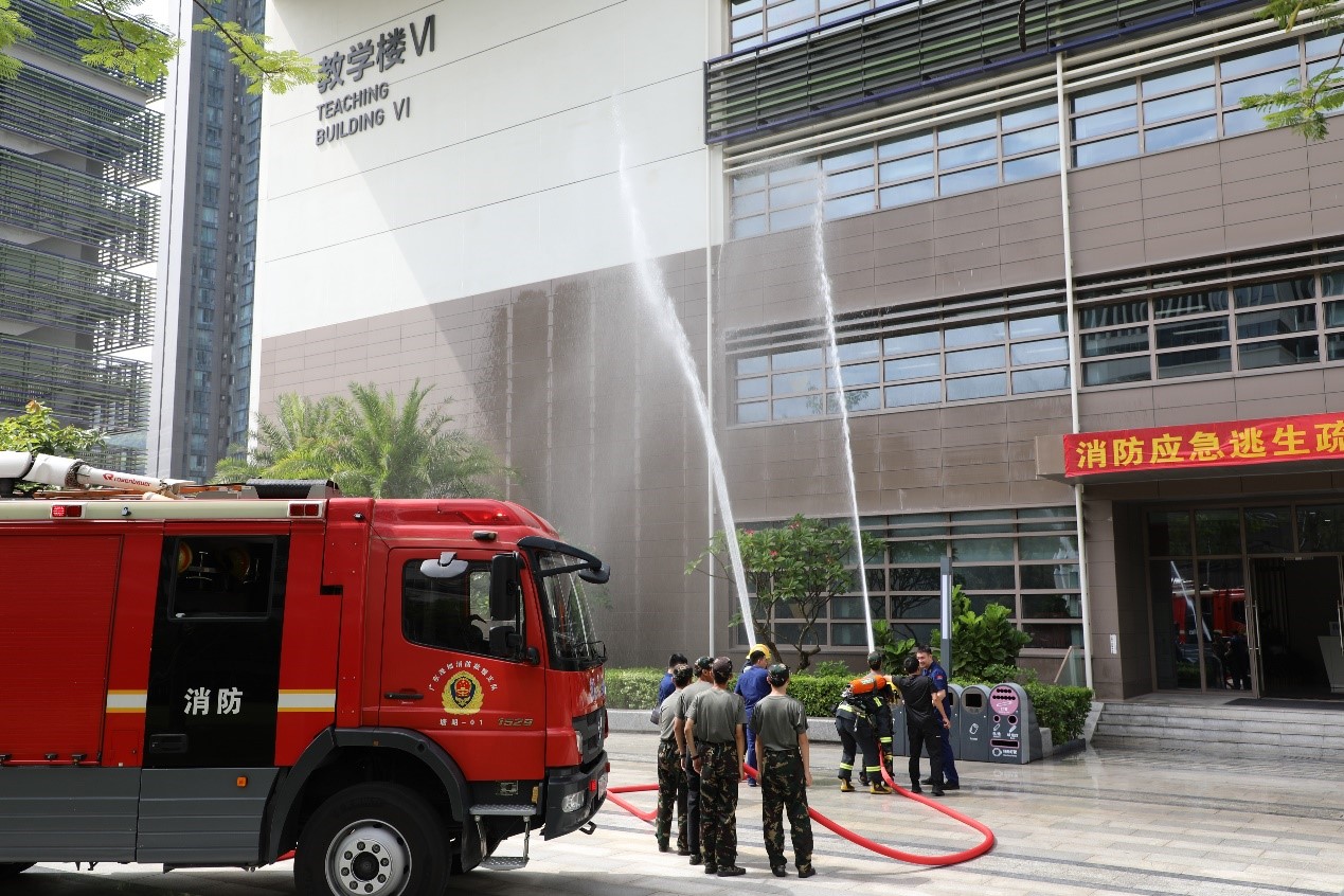 1693635916962019072.jpg 05.jpg