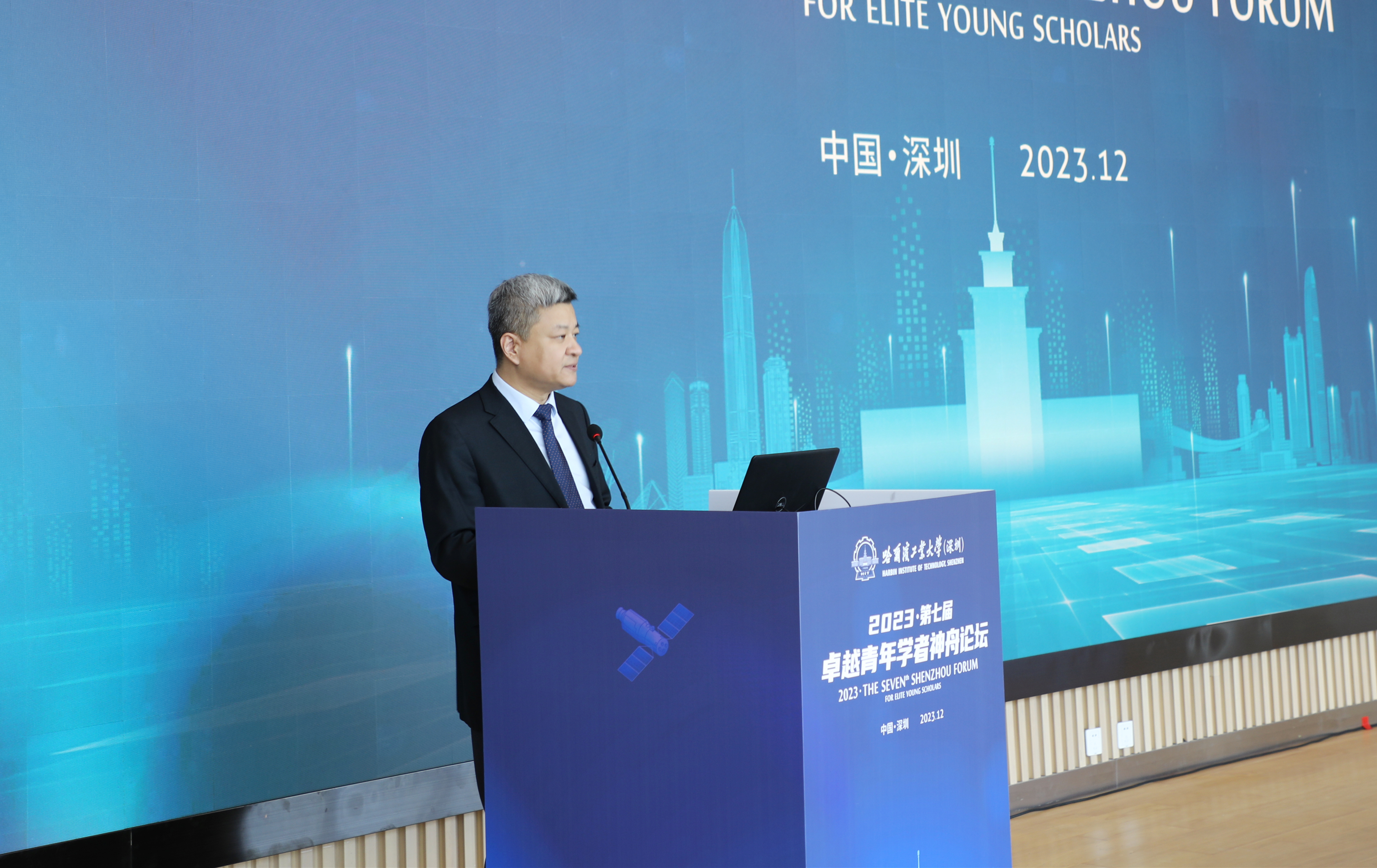 1703747140569047342.jpg 77.jpg