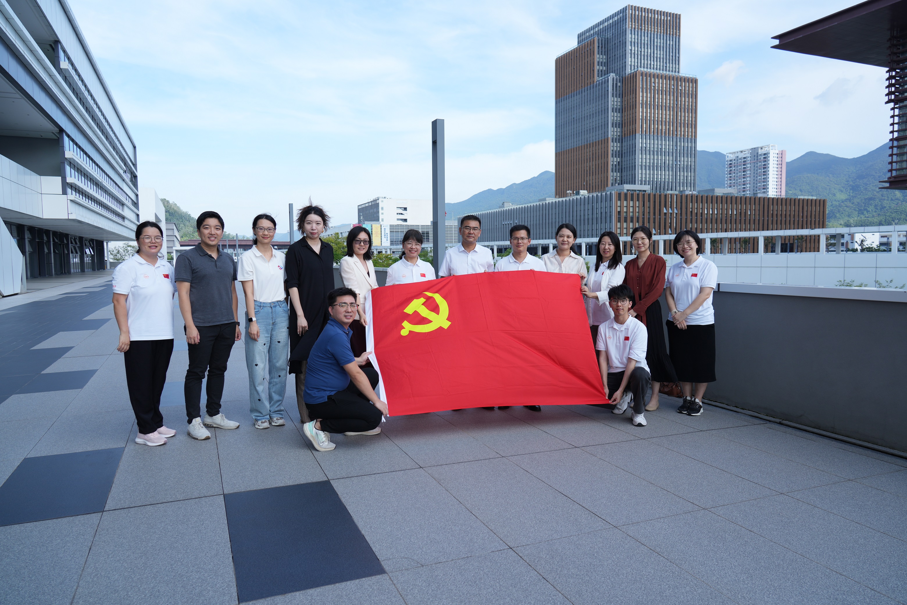 1727082567618084639.jpg 11.jpg