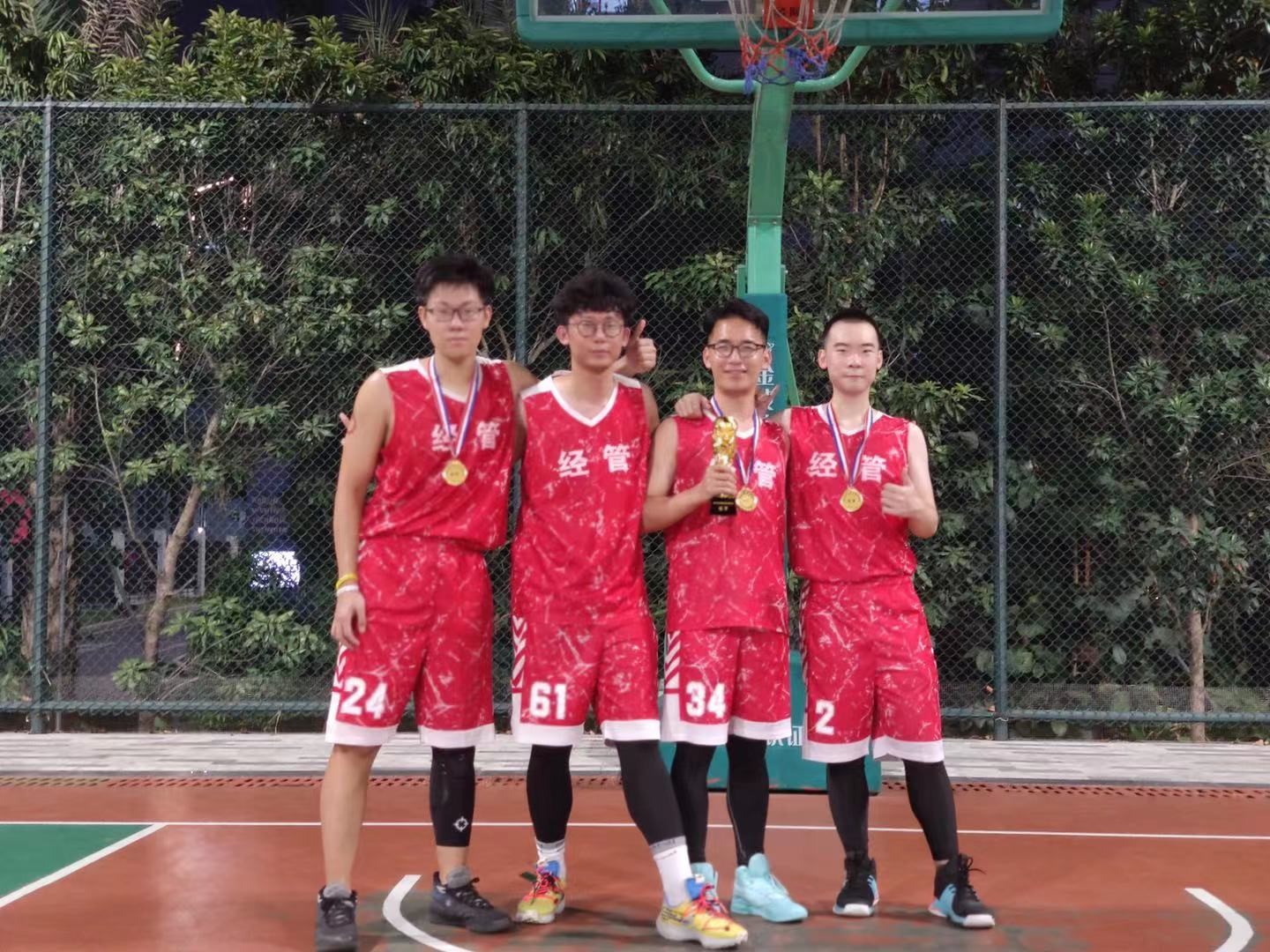 1607992839233065886.jpg 3.jpg