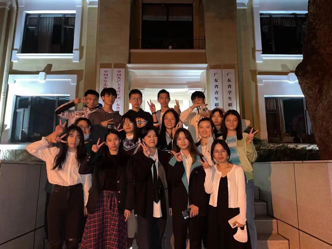 1652256076612065329.jpg 4.jpg